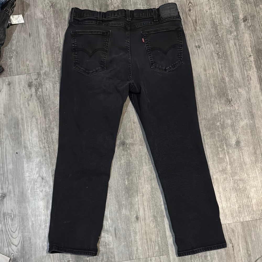 Black Levi’s Jeans
